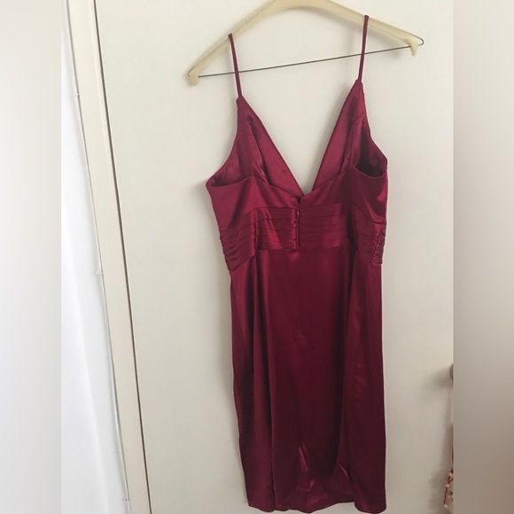 Gorgeous ABS Red Satin Dress Size 6 - Picture 3 of 3